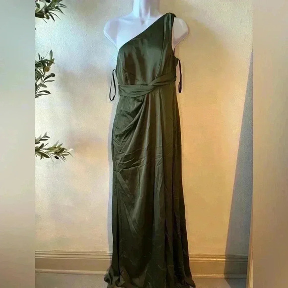 Dessy Collection One-Shoulder‎ Satin Gown - Picture 1 of 9